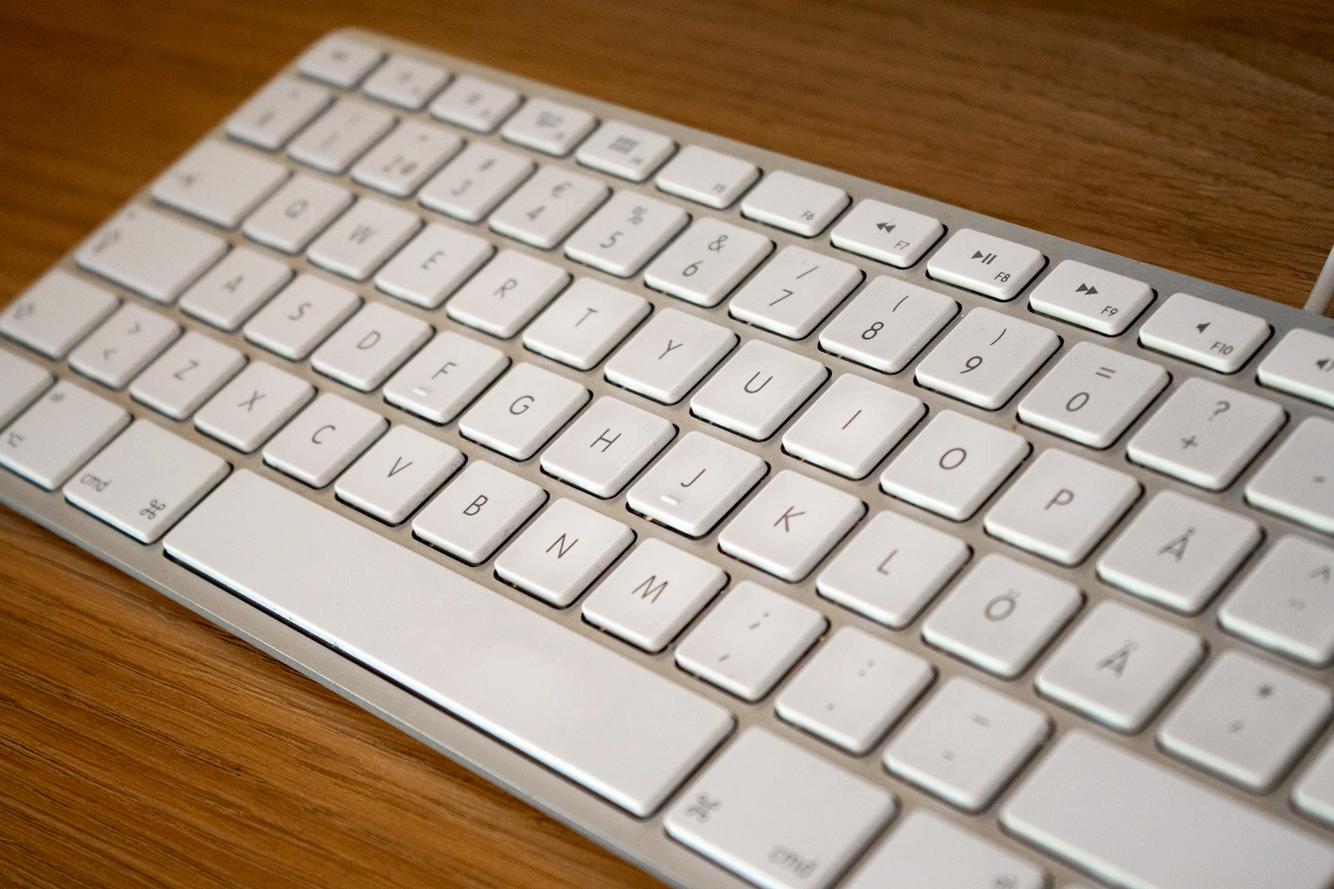 Apple Keyboard 2000