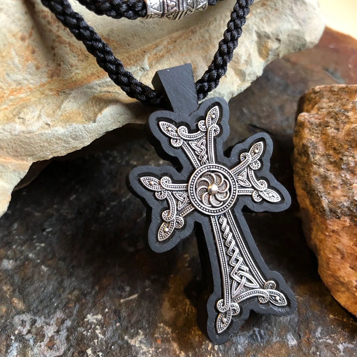 Армянский крест хачкар