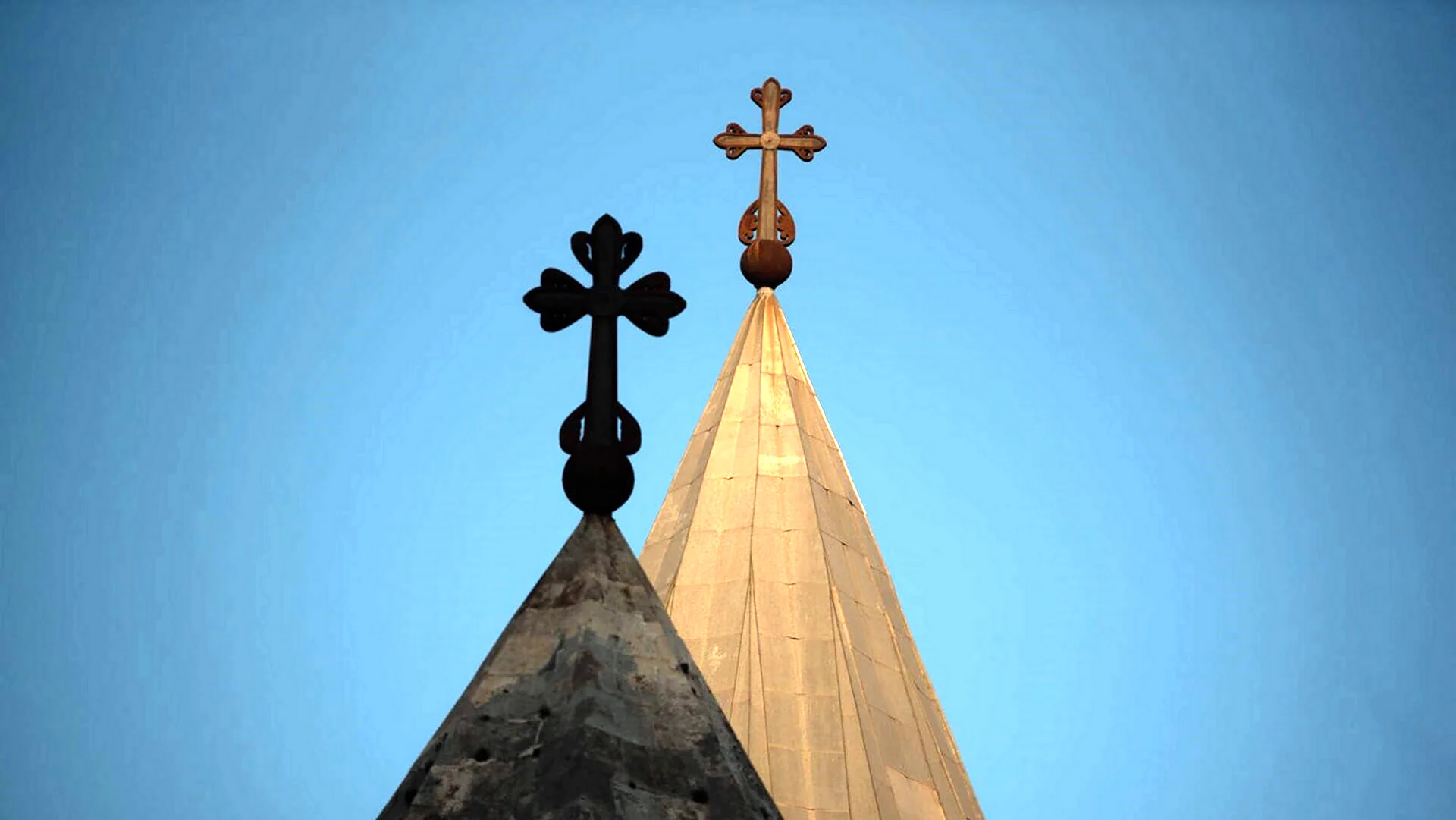 Армянский крест на церкви