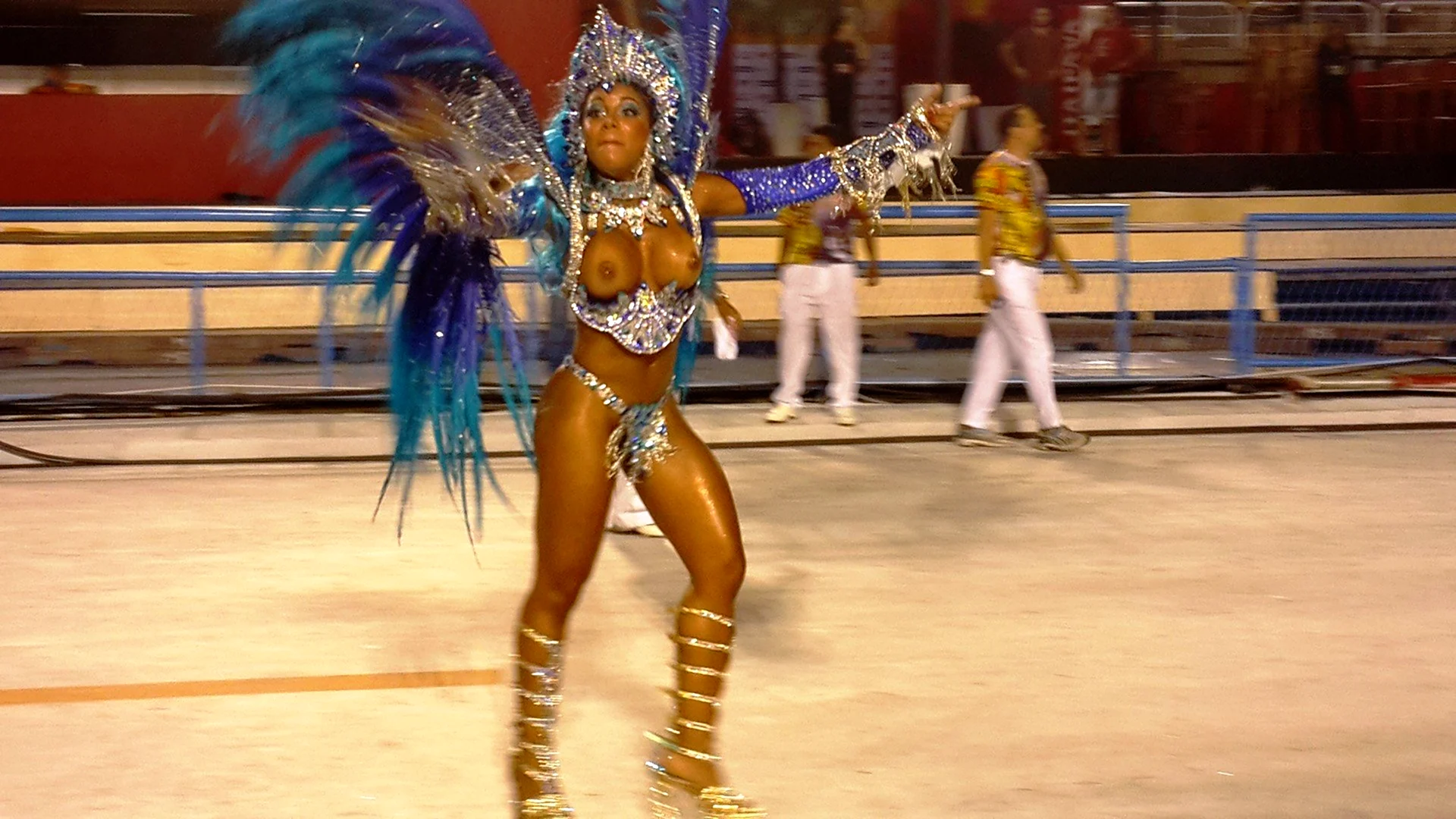 Бьянка Бразилия танцовщица