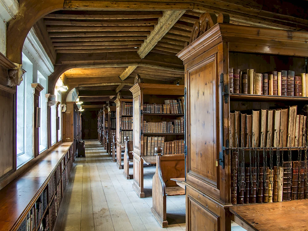 Библиотека Херефордского кафедрального собора Англия