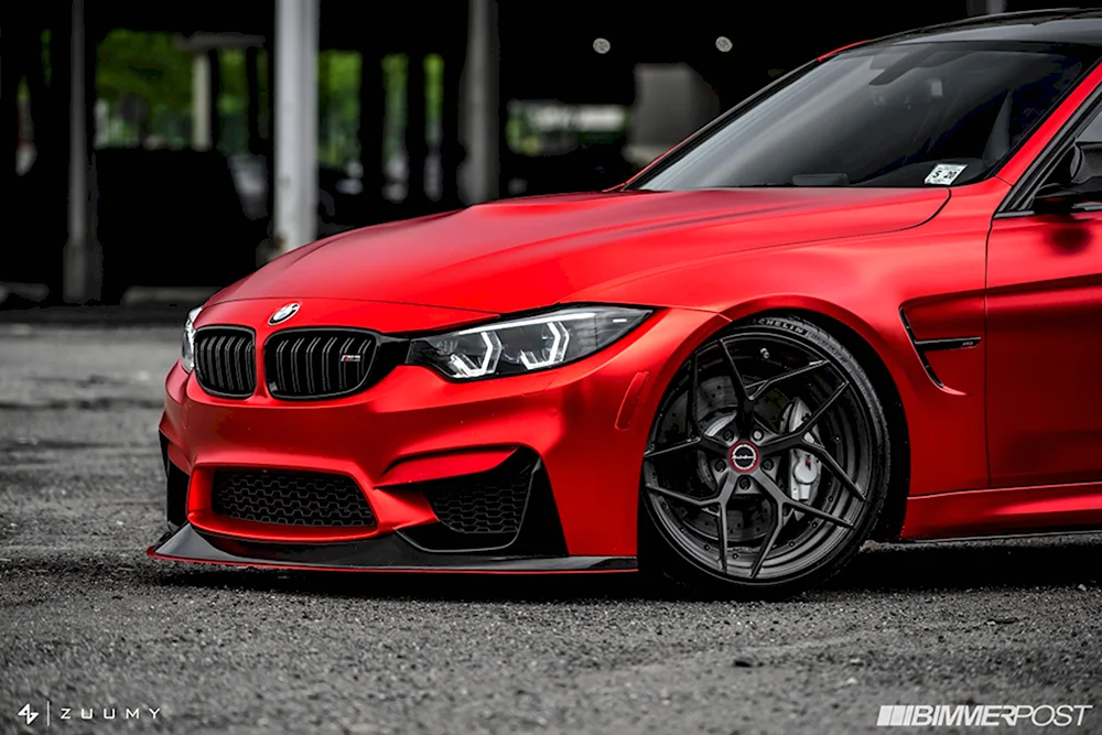 BMW f80 красная
