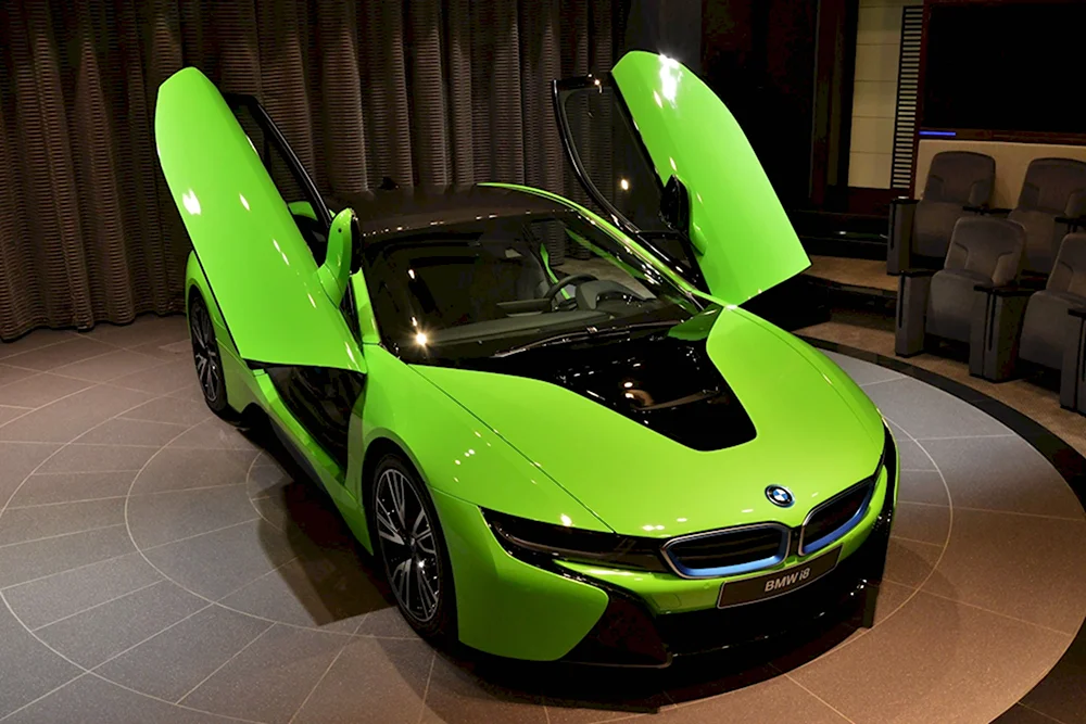 BMW i8 Green