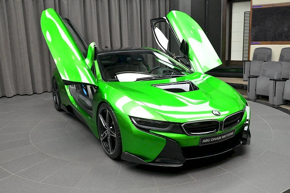 BMW i8 Green