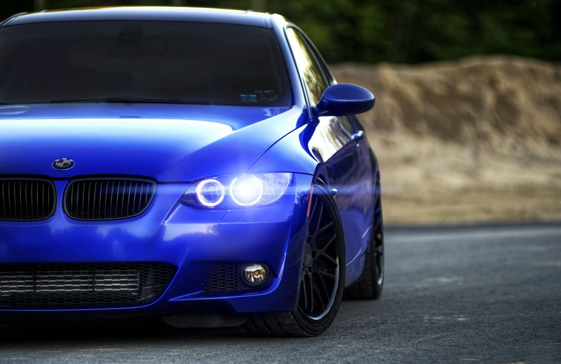 BMW m5 неон
