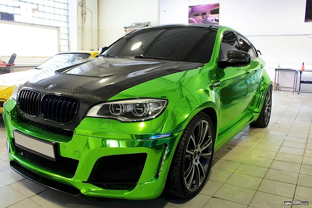 BMW x6m Green
