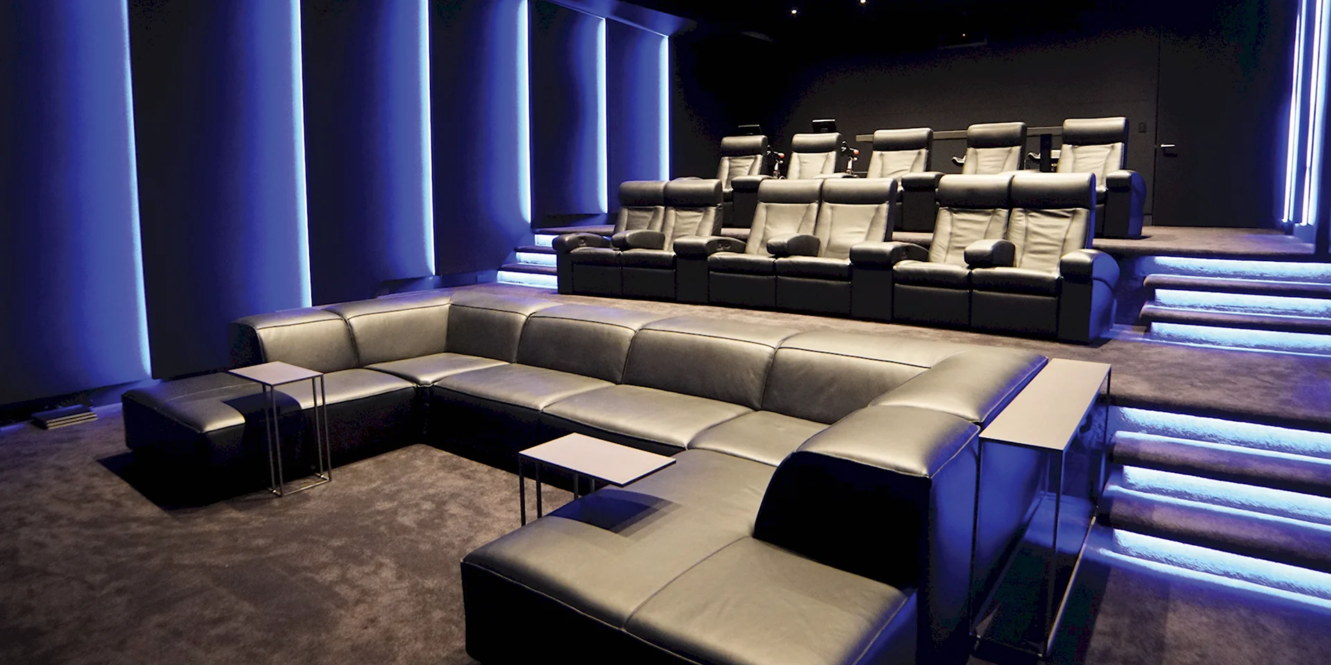 Cineak Luxury Seating
