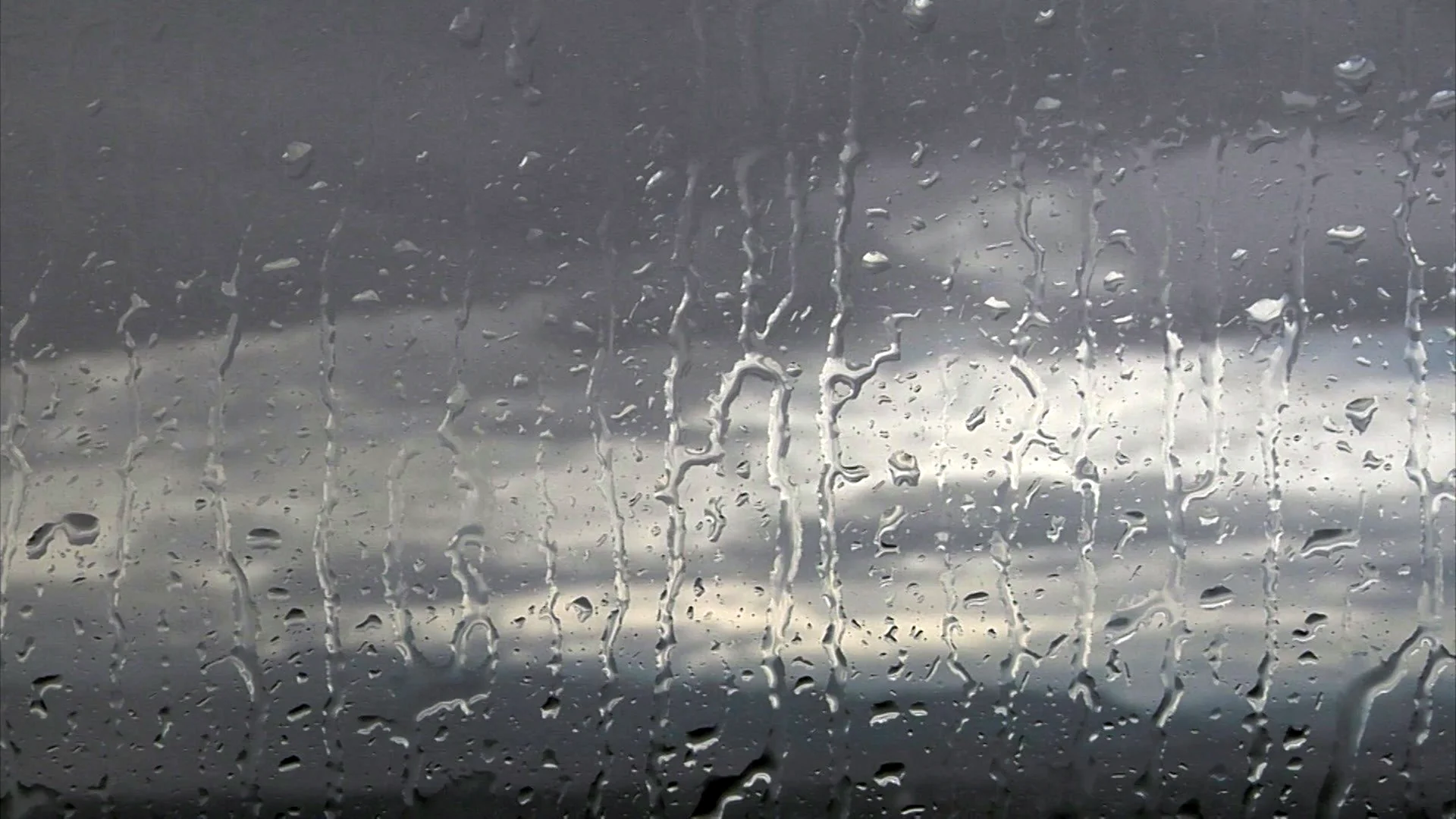 Дождь на прозрачном фоне