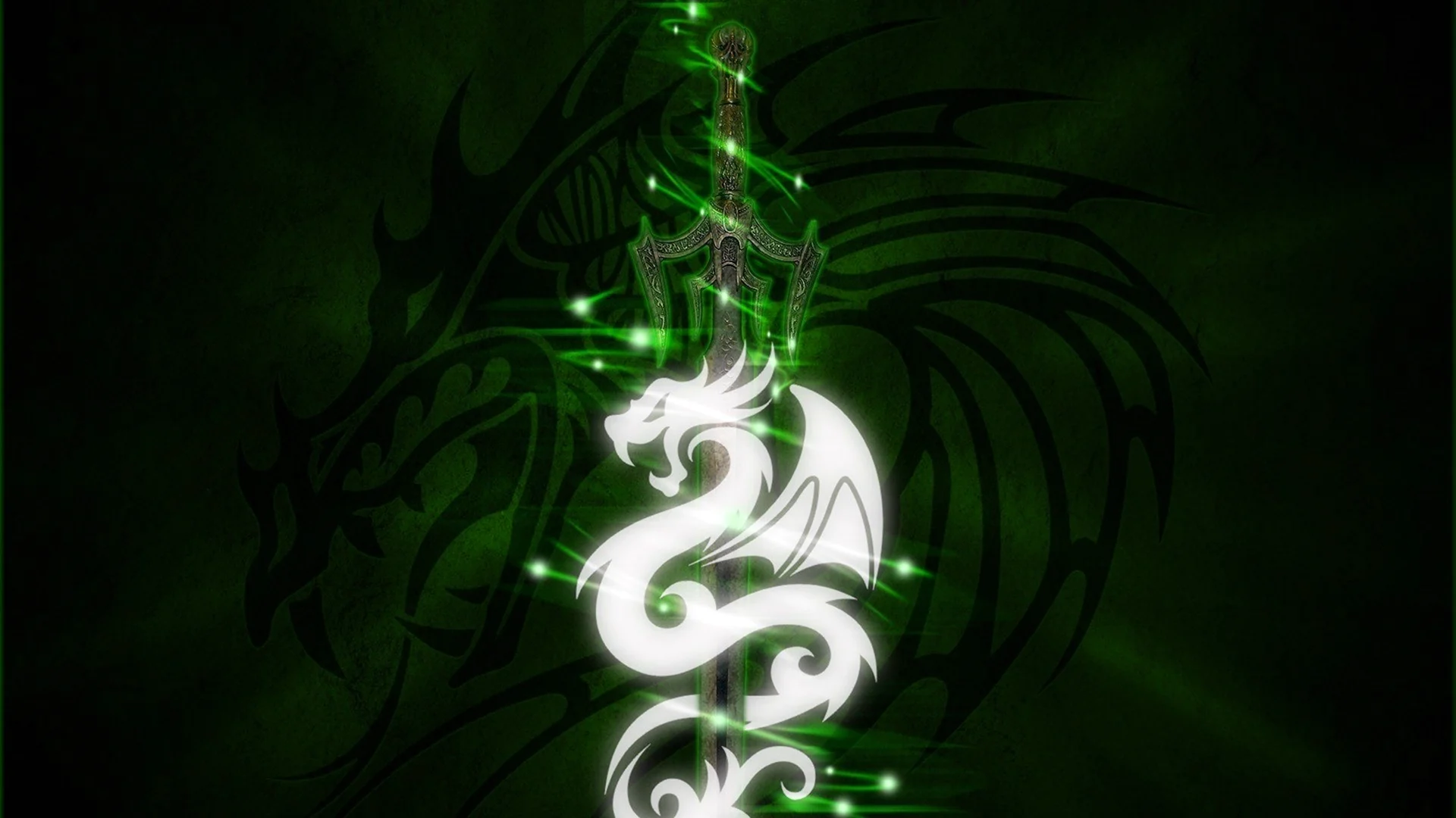 Дракон на зеленом фоне