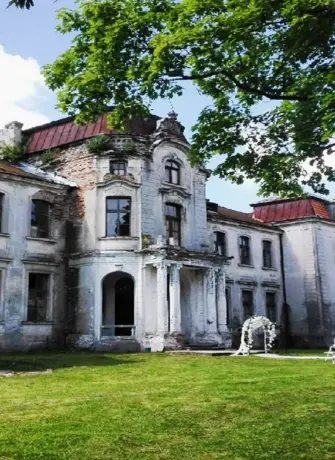 Дворец Святополк-Четвертинских