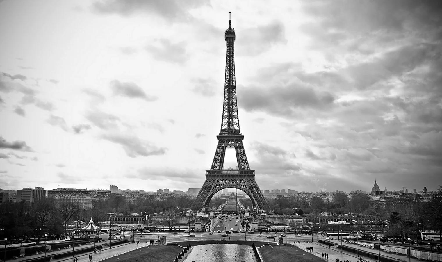 Эльфивая башня в Париже