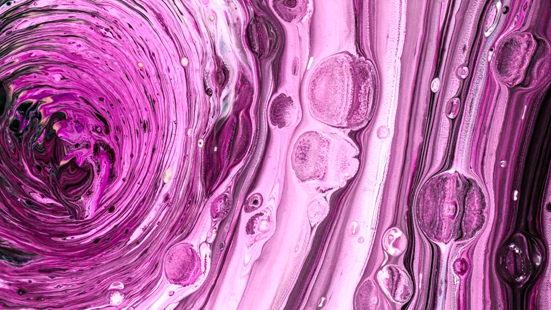 Фиолетовая жидкость
