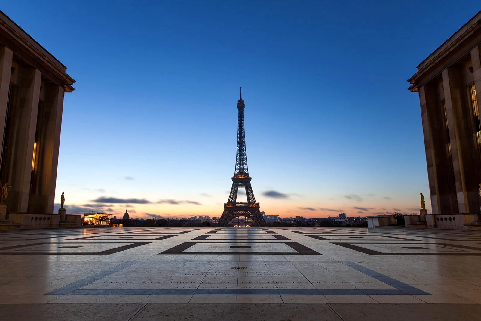 Франция Эйфелева башня площадь