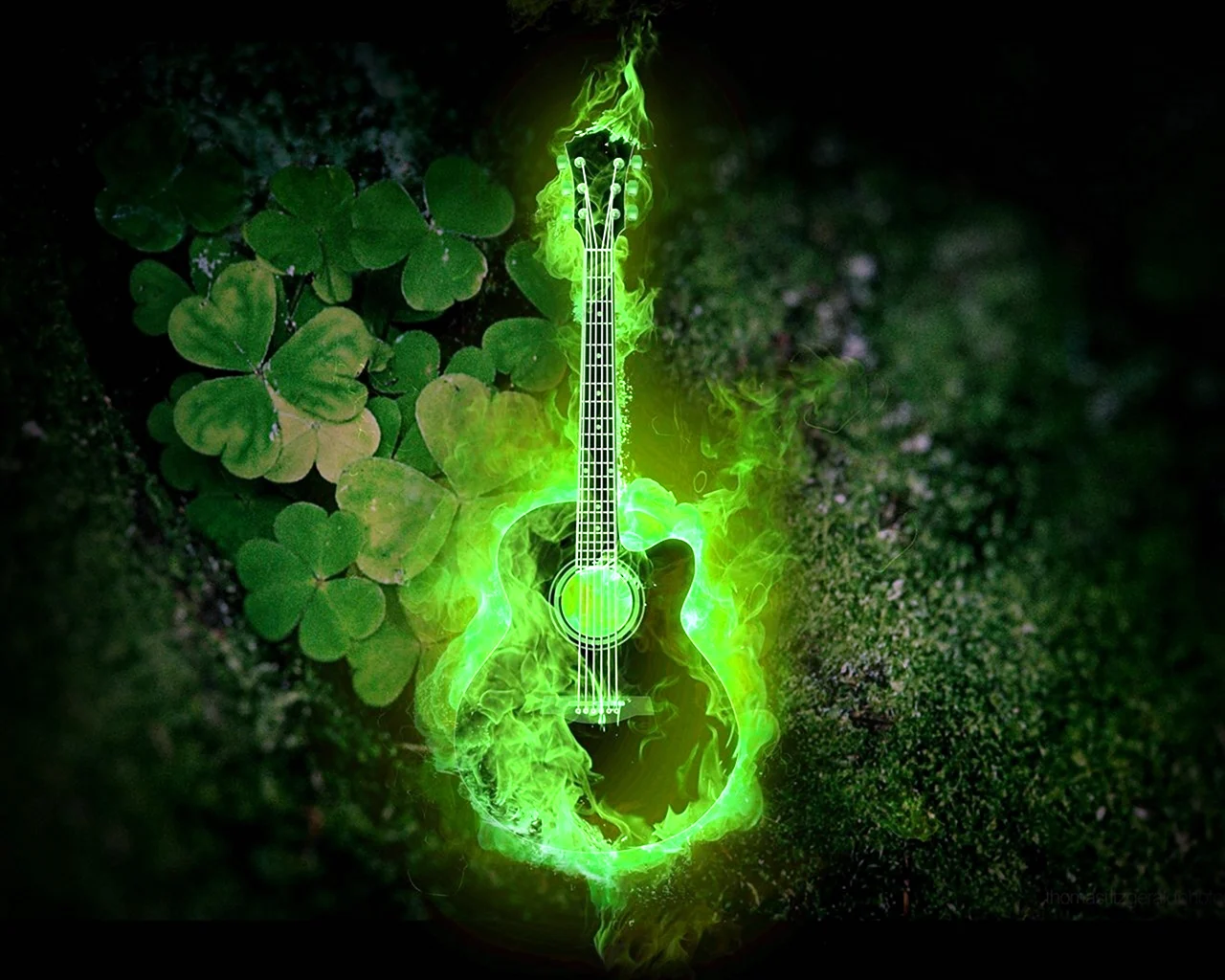 Гитара в зеленом огне