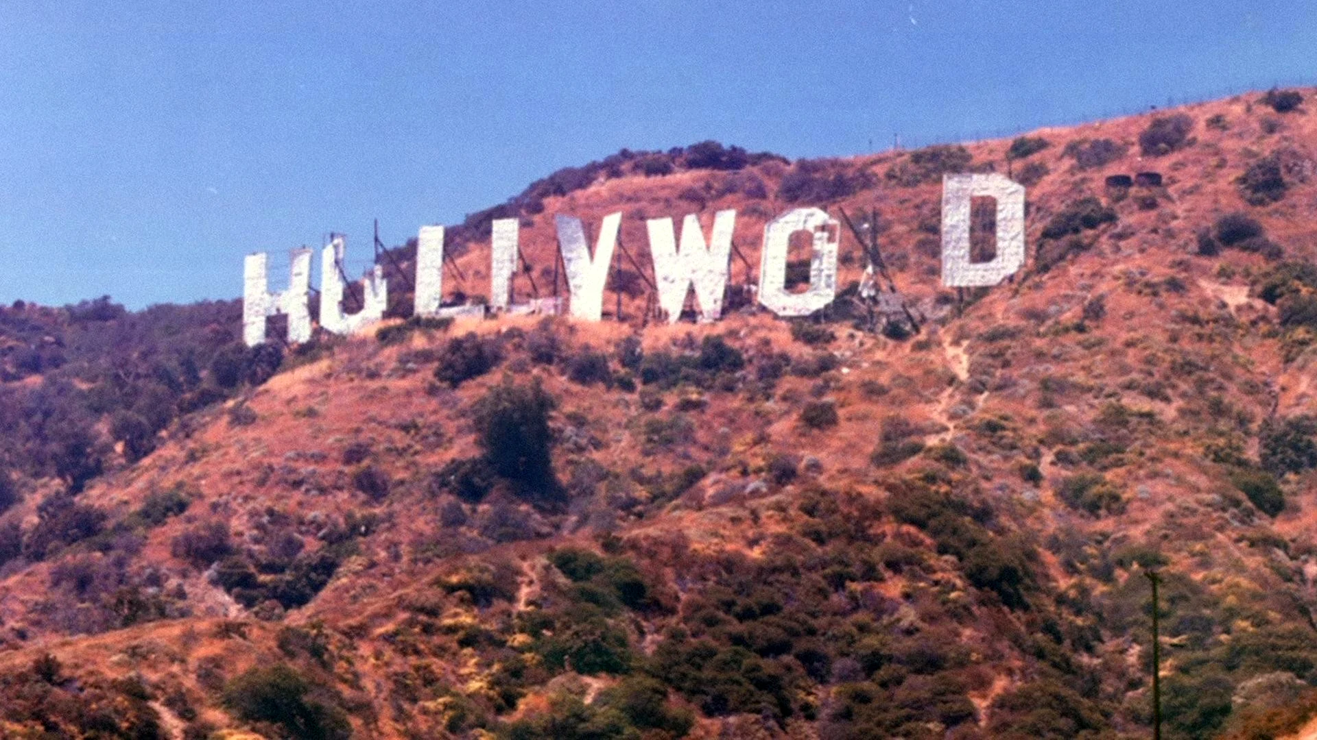 Голливуд надпись на горе