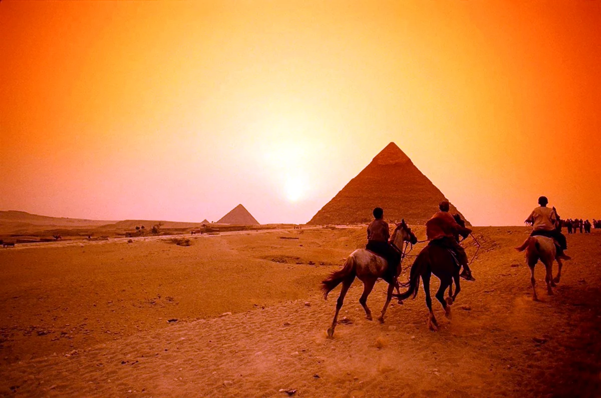 Кайро пирамиды