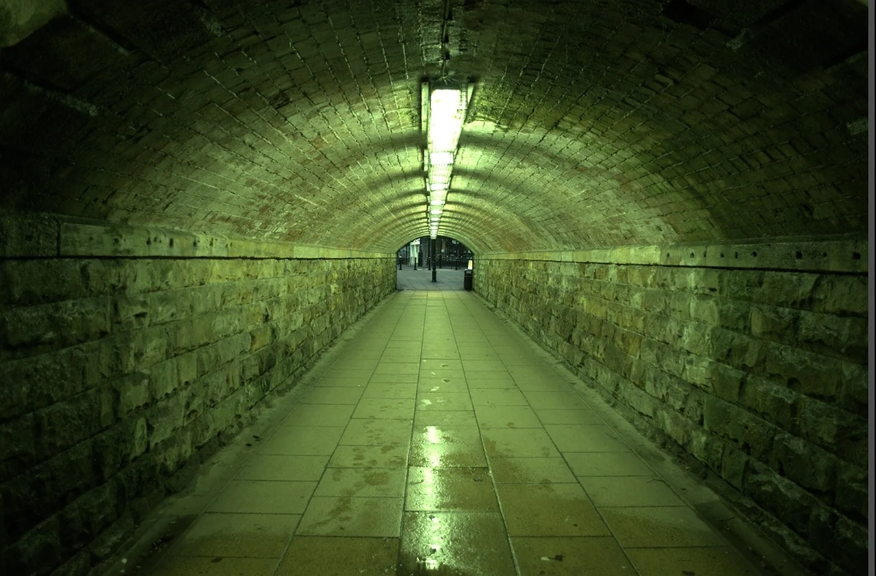 Канализация тоннель