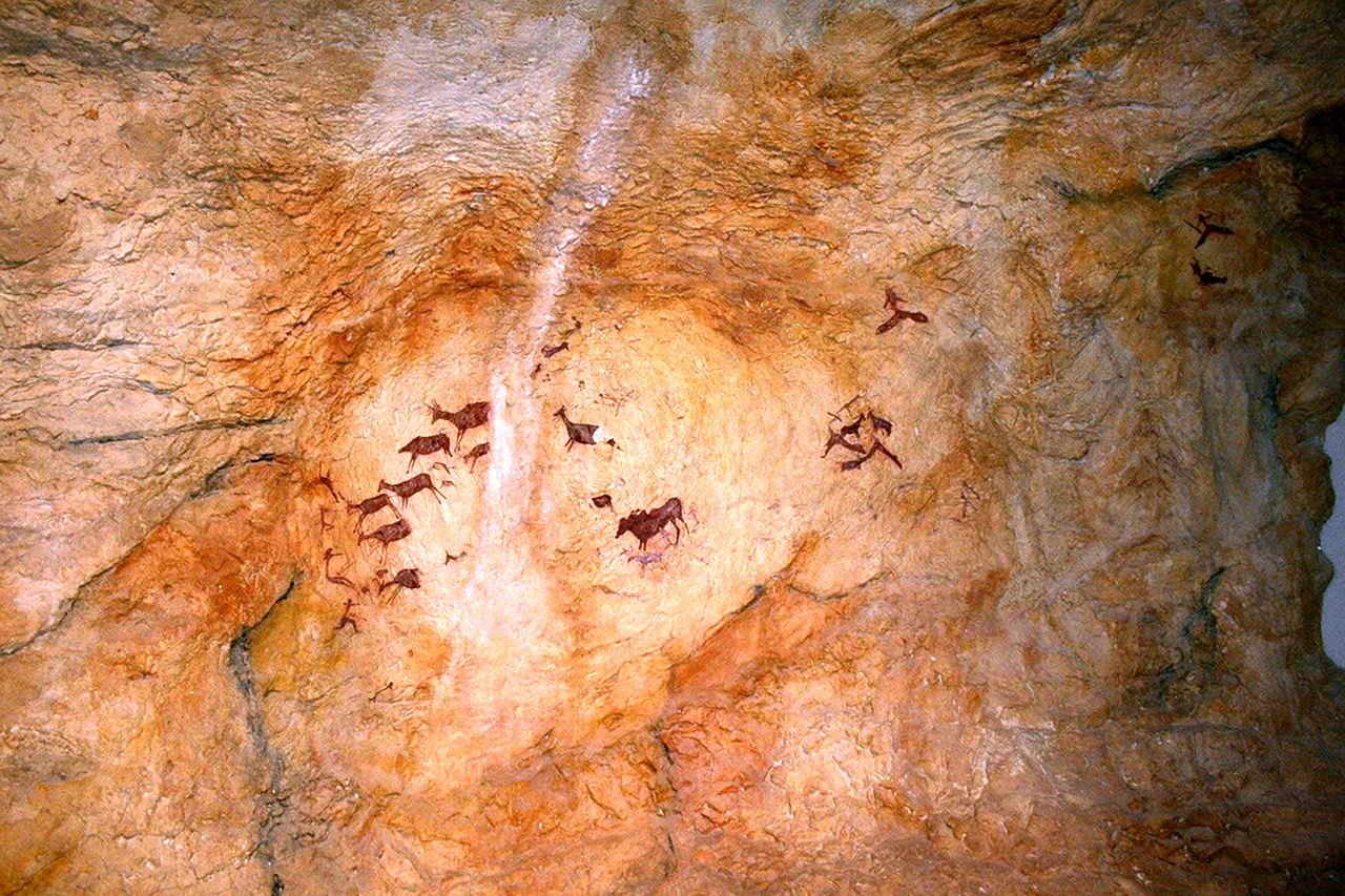 Кастельон пещера наскальные рисунки Испания