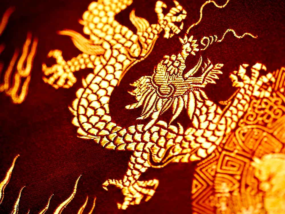 Китайский дракон Цинь