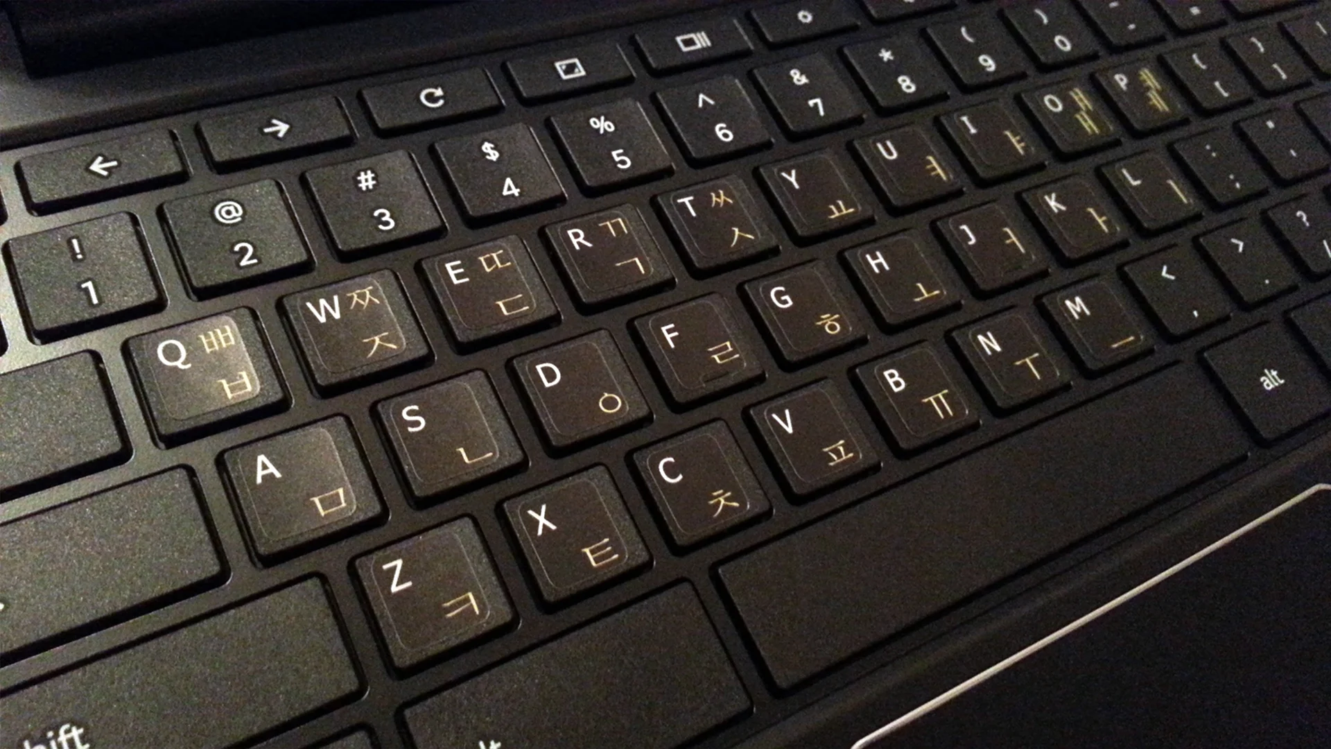 Корейская клавиатура на ноутбуке