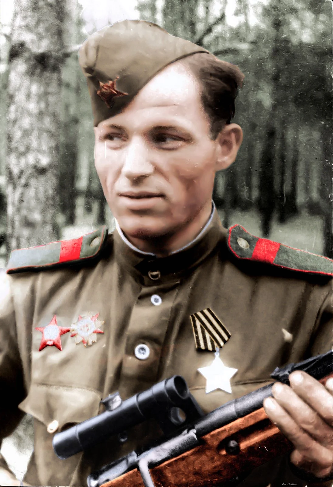 Красивый Советский солдат