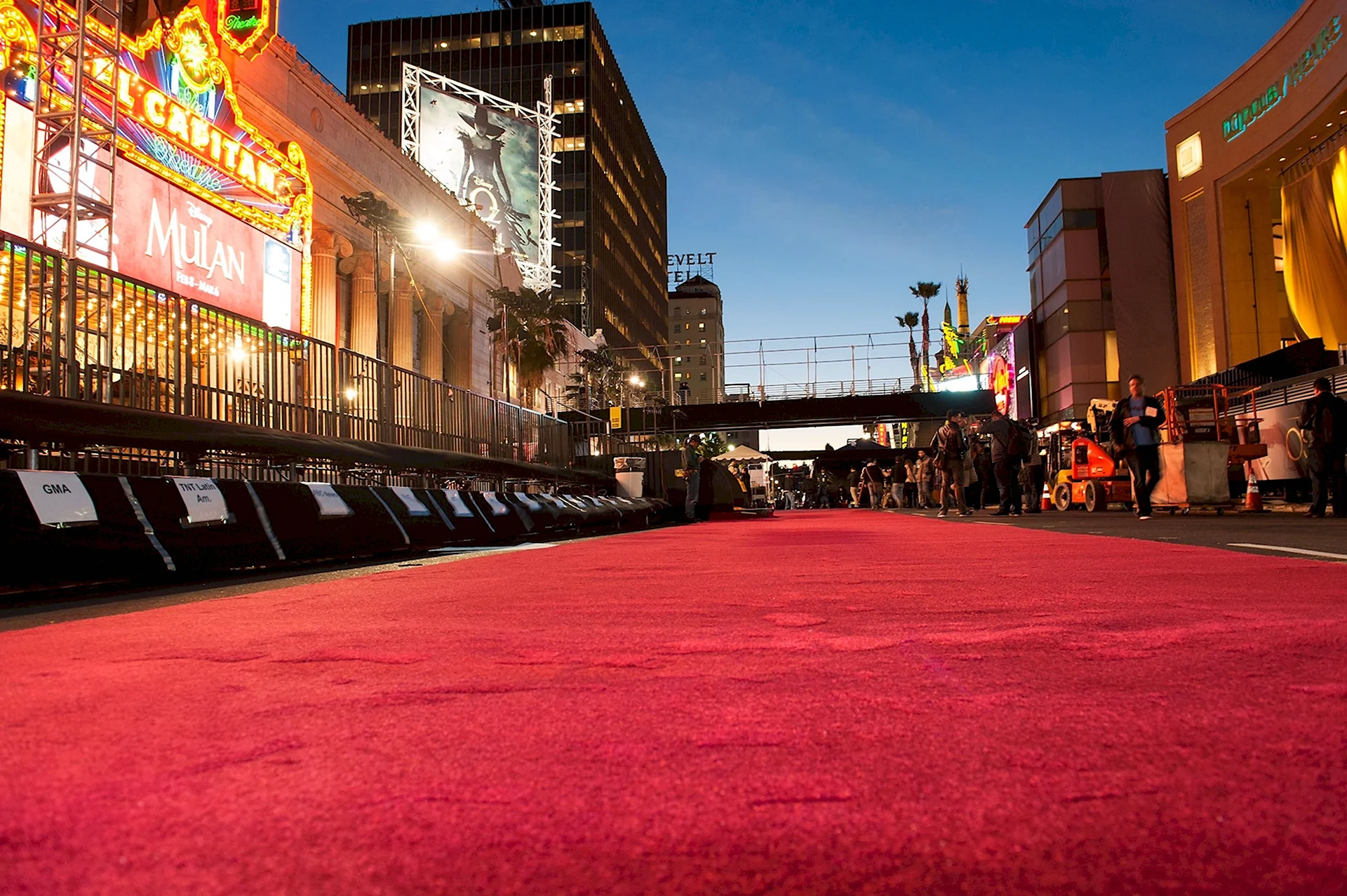 Красная ковровая дорожка Лос Анджелес