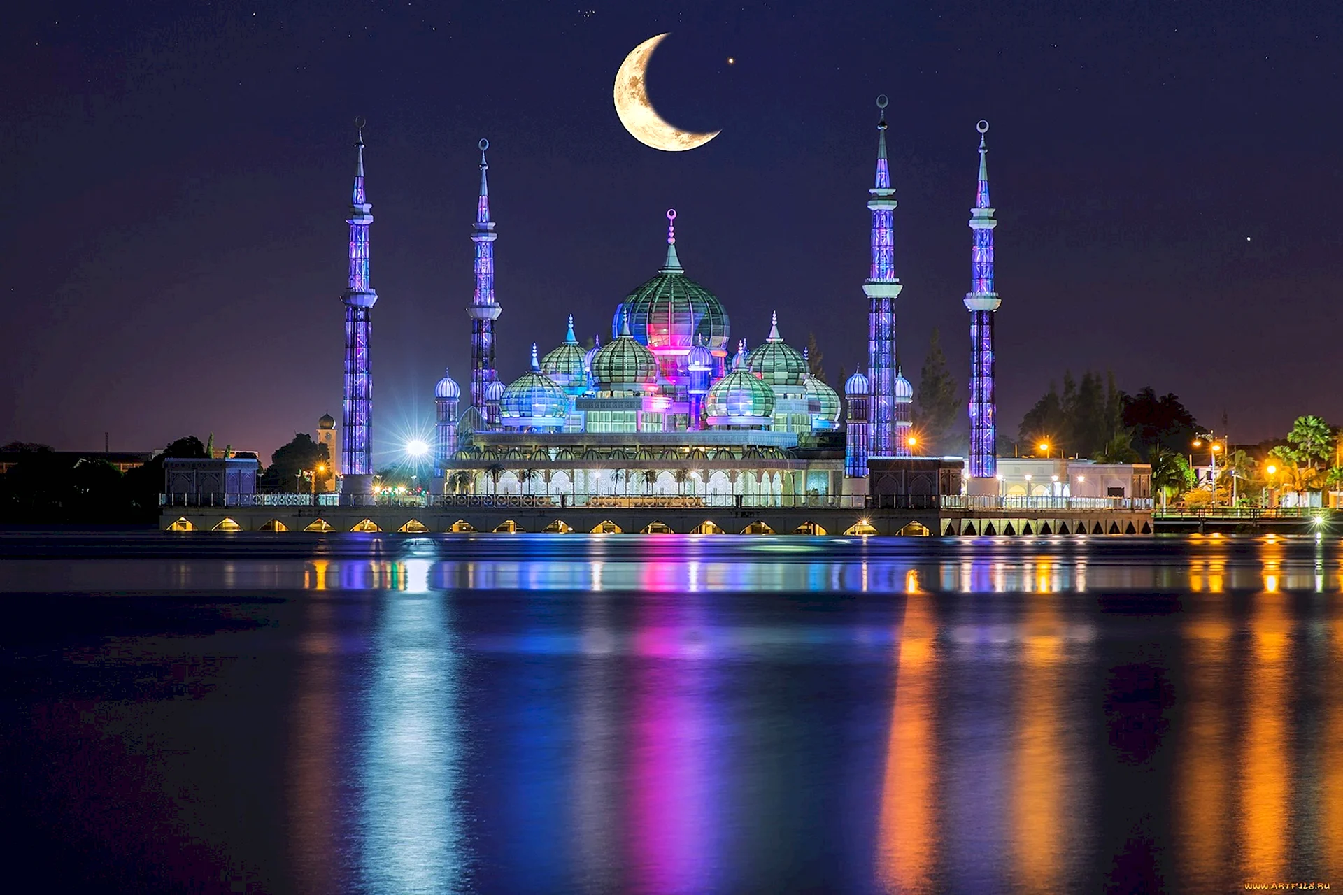 Кристальная мечеть – Куала-Тренгану Малайзия