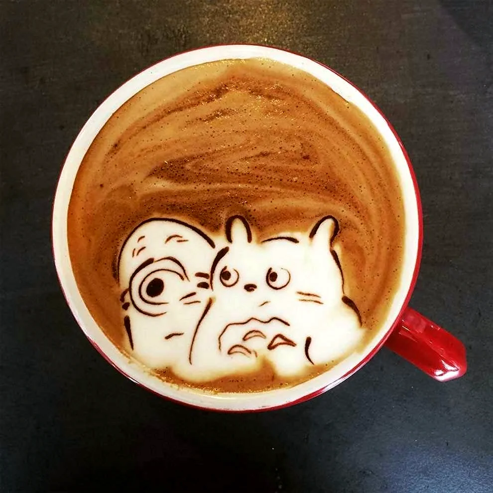 Латте-арт рисование на кофе