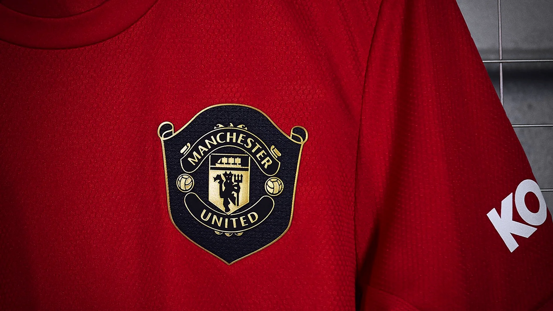 Манчестер Юнайтед лого