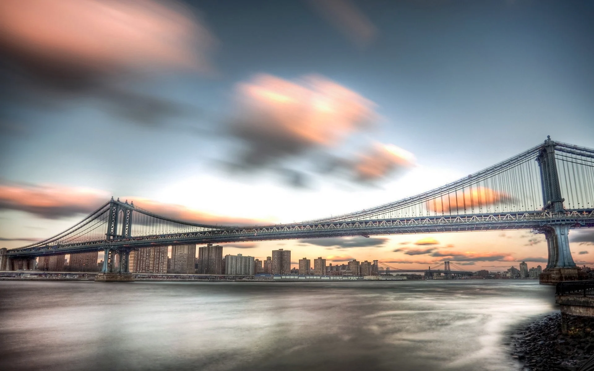 Манхэттенский мост фон