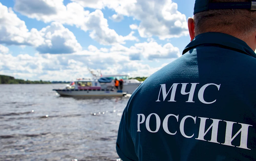 МЧС России спасатели на воде