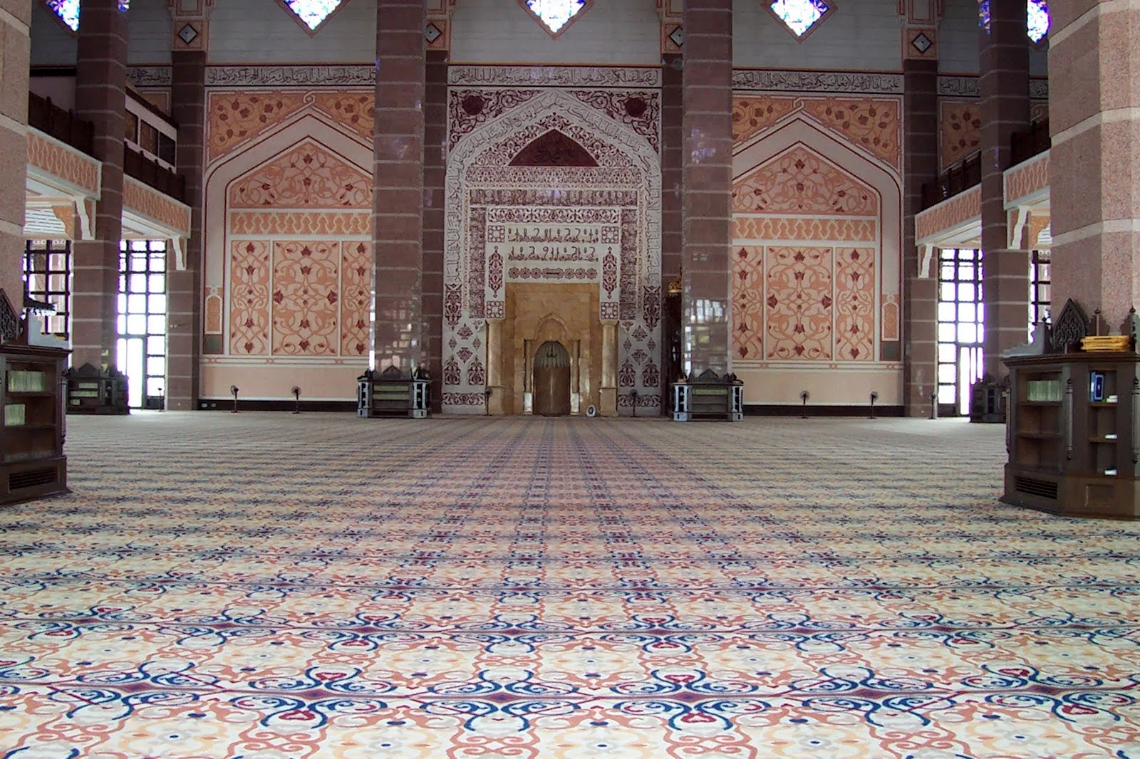 Мечеть Абу АМР Усмон ибн Аффон ал-умавий ал-Қурайший