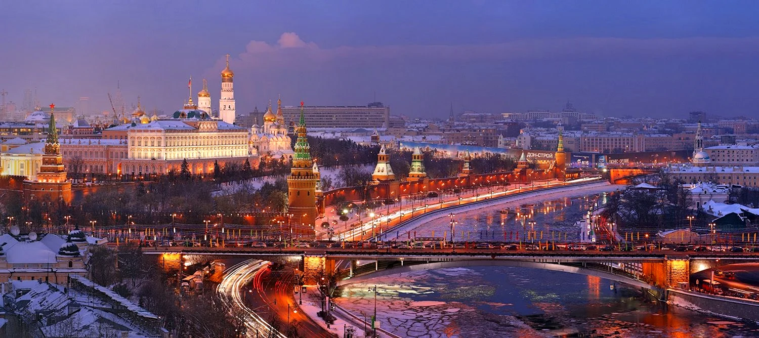 Москва Кремль храм Христа Спасителя