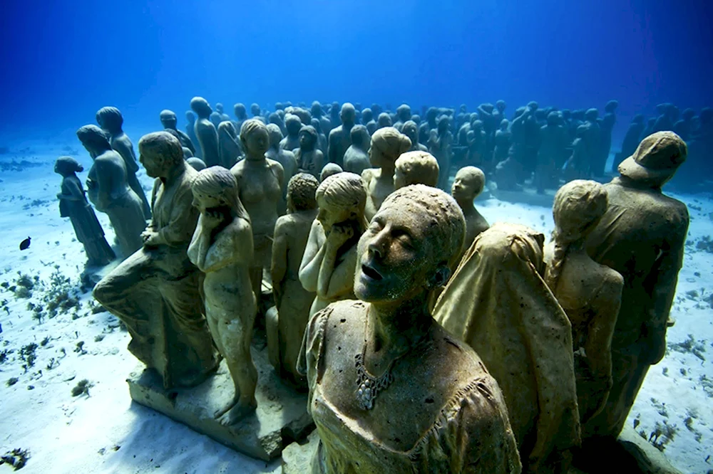 Музей подводных скульптур Мексика