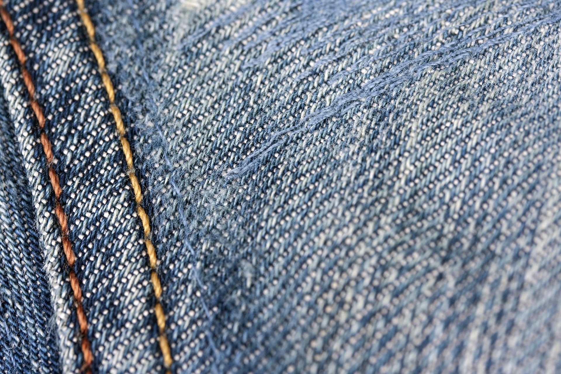 Натуральный цвет джинсовой ткани