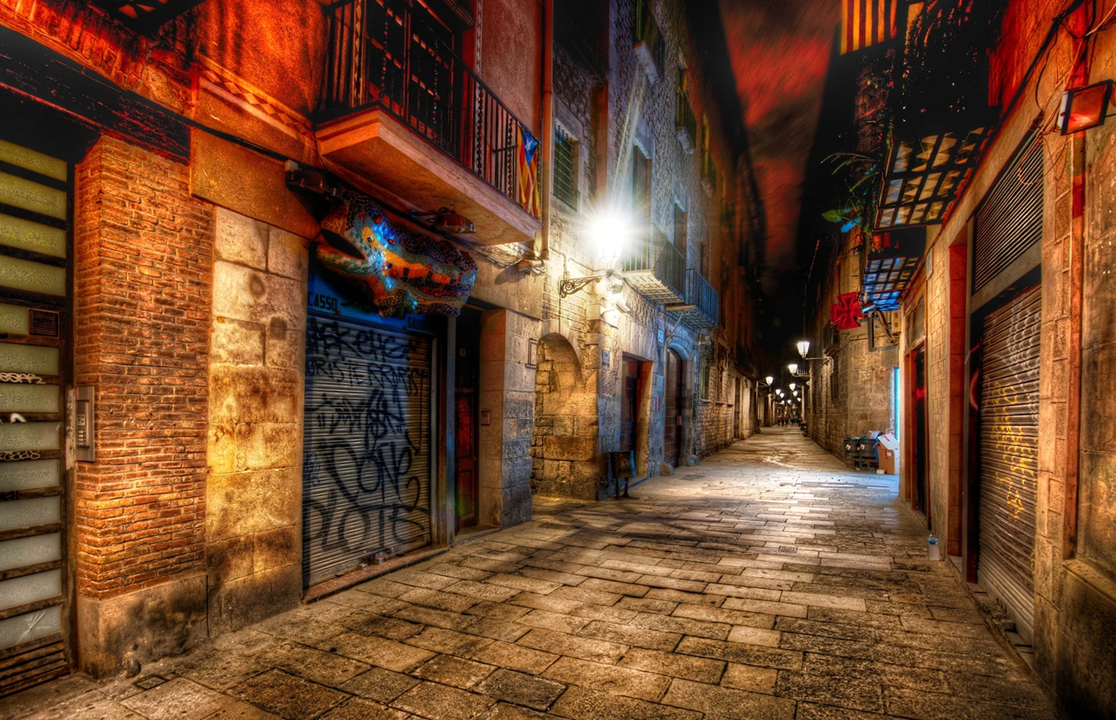 Ночные улицы Барселоны