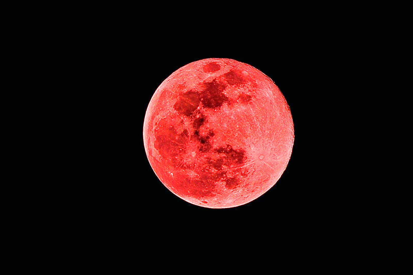 Общее понятие красная угрюмая Луна