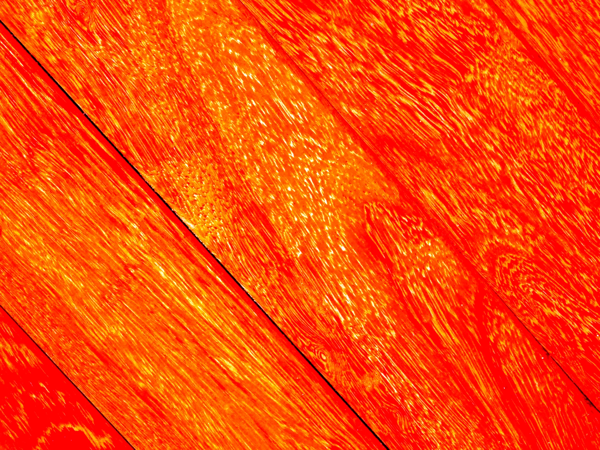 Оранжевая древесина