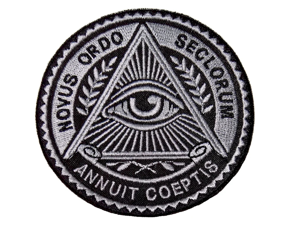 Пирамида масонов 666