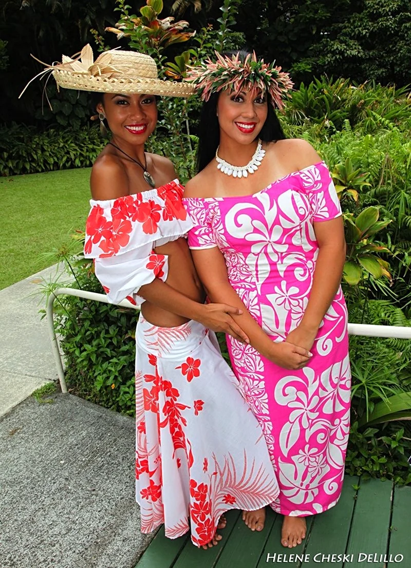 Платье в гавайском стиле на свадьбу