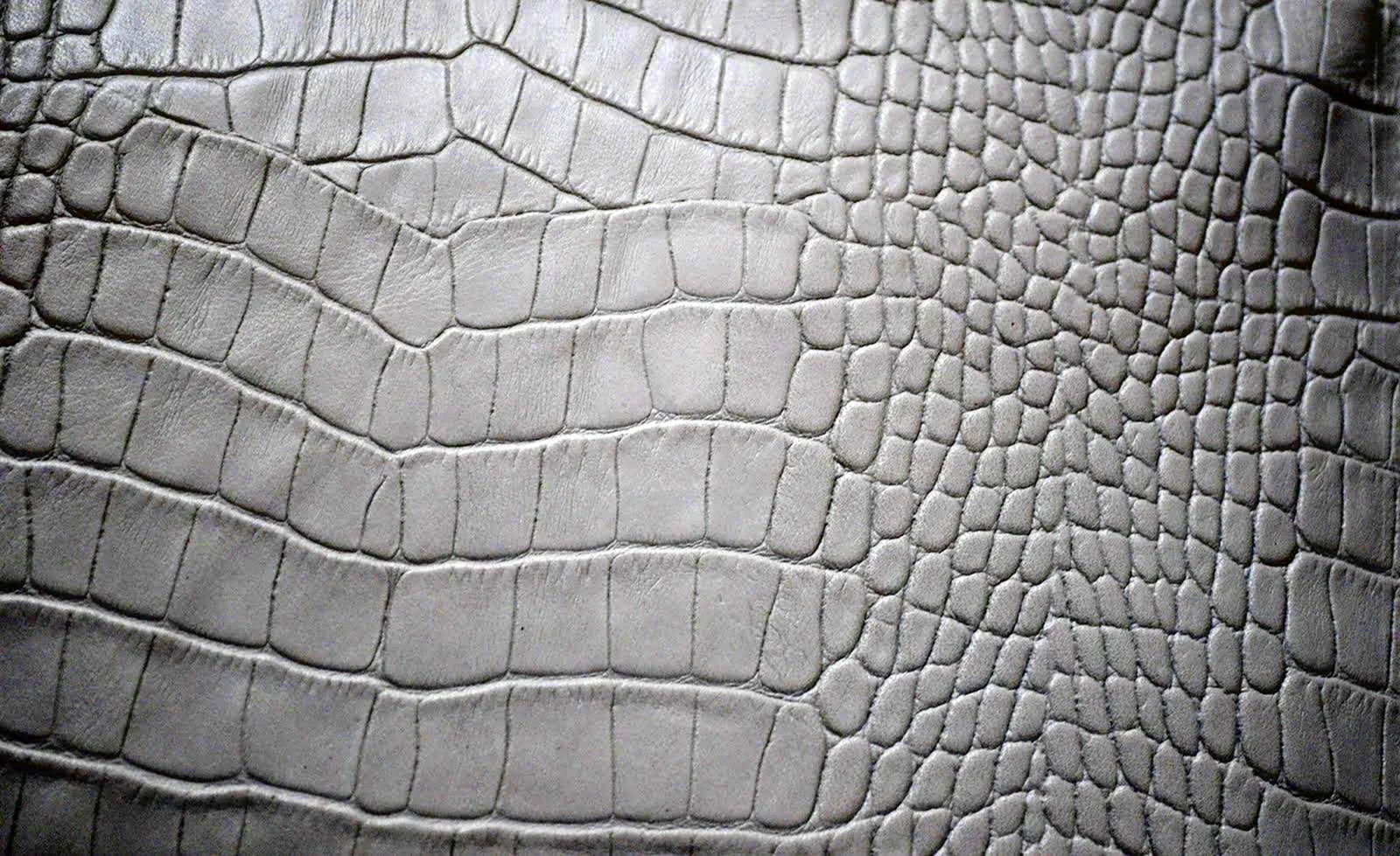 Пленка ПВХ 702-52 крокодил белый