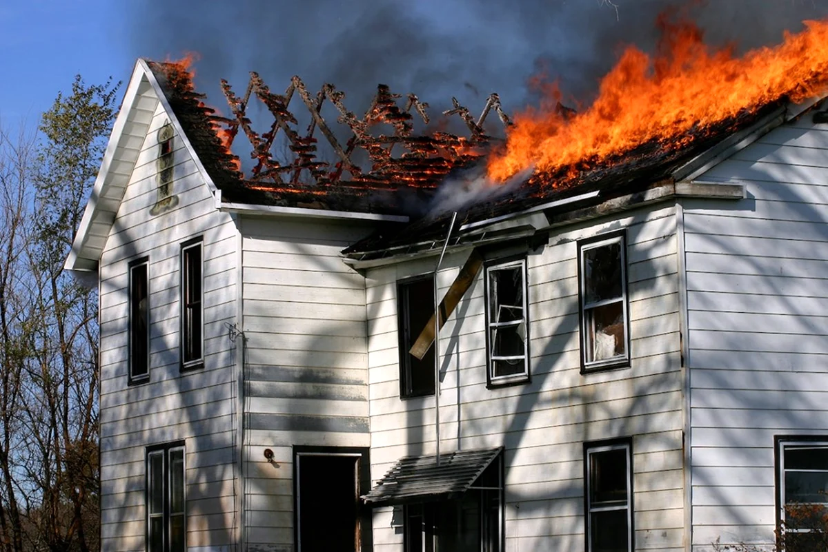 Пожар дома