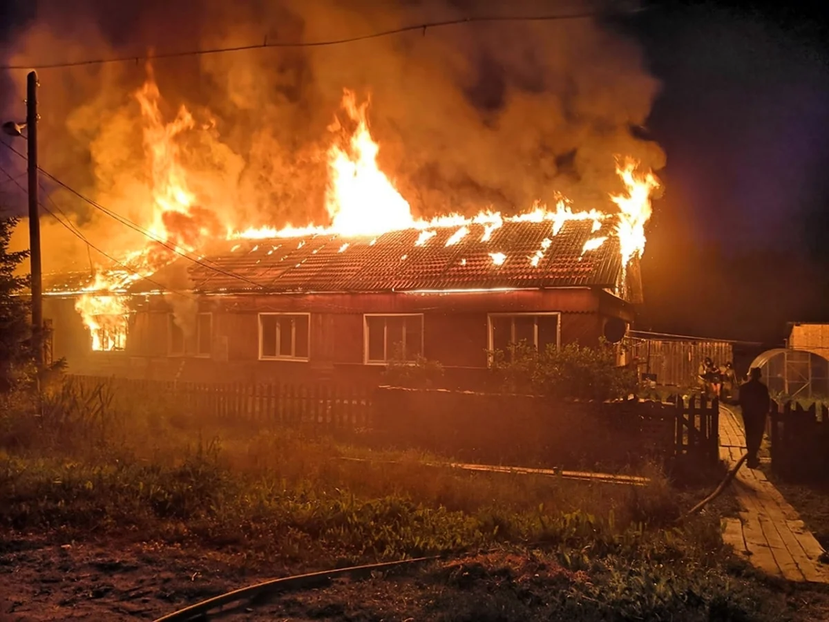 Пожар в Опарино Кировской области
