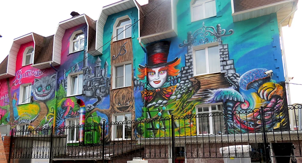 Разрисованные фасады домов