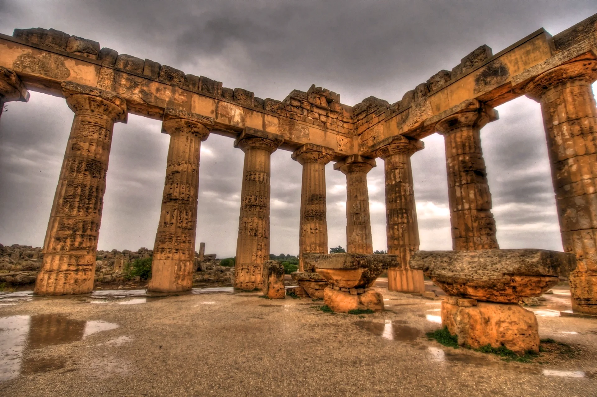 Развалины древней Греции