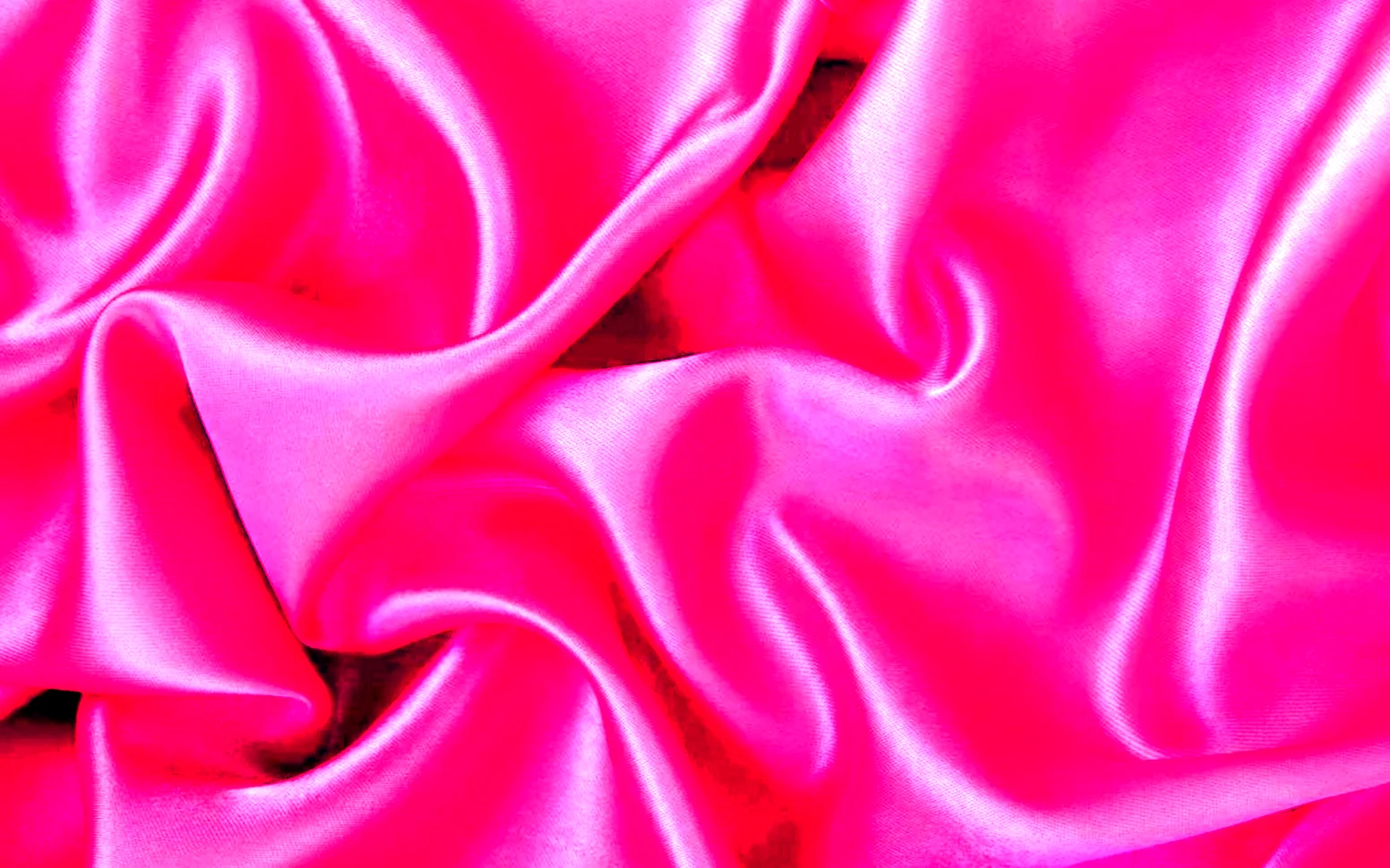 Розовая ткань складки