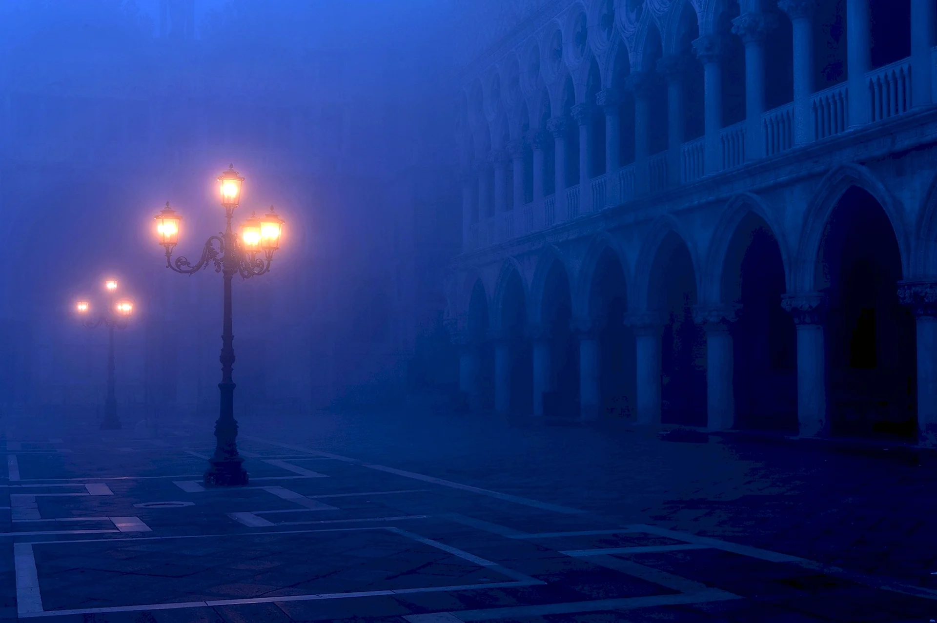 Сан Марко в Венеции туман