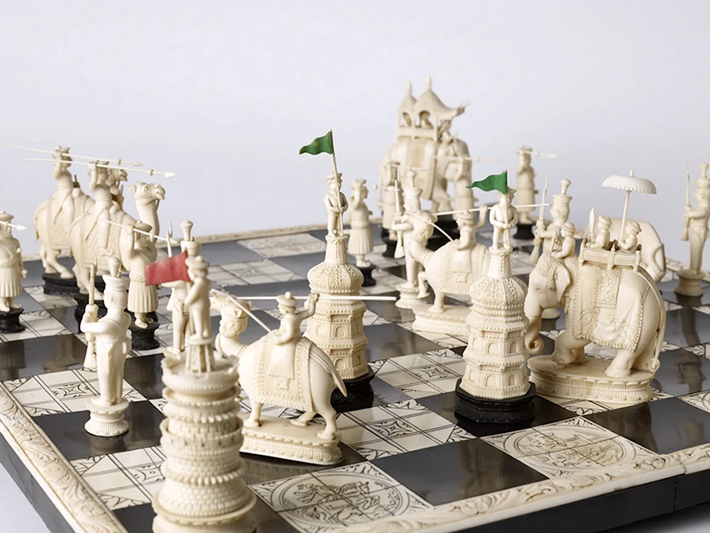 Шахматы «Каролинги и мавры»
