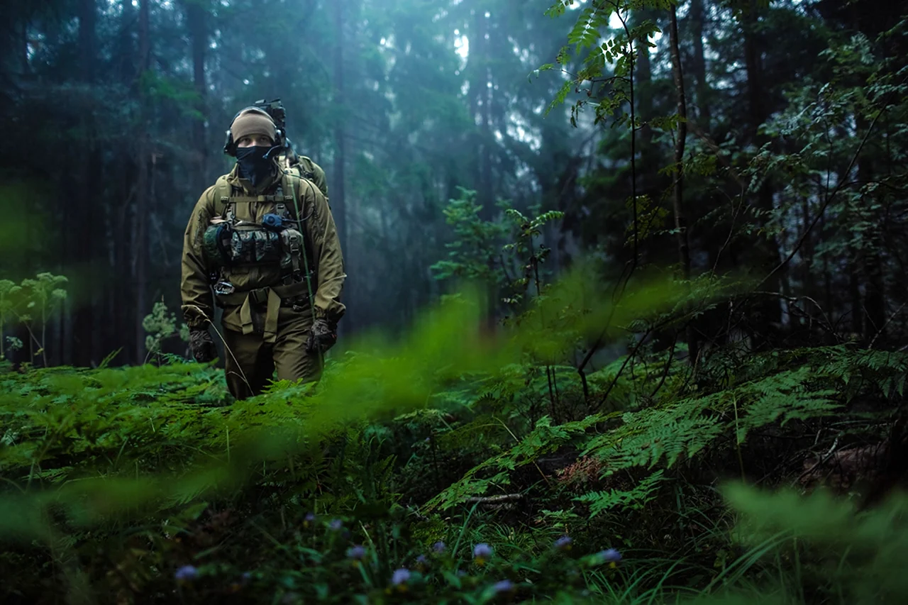 Солдат в лесу