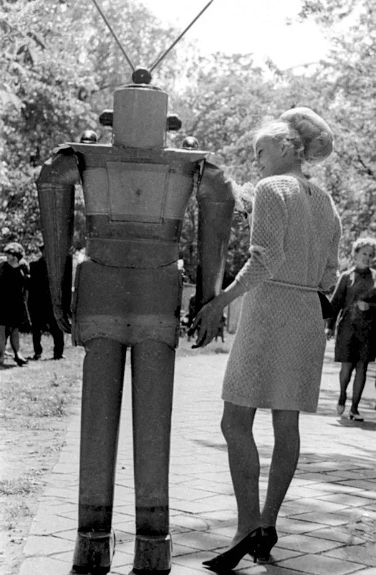 Советский робот «электрон» 1969 год